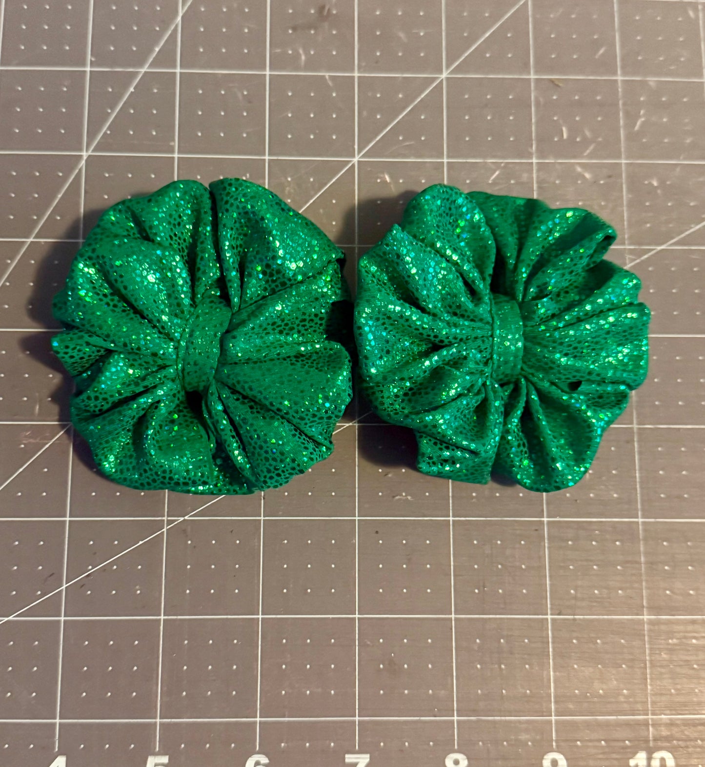 Messy piggies (4in)