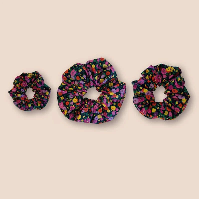 Small Scrunchie (baby- kid)